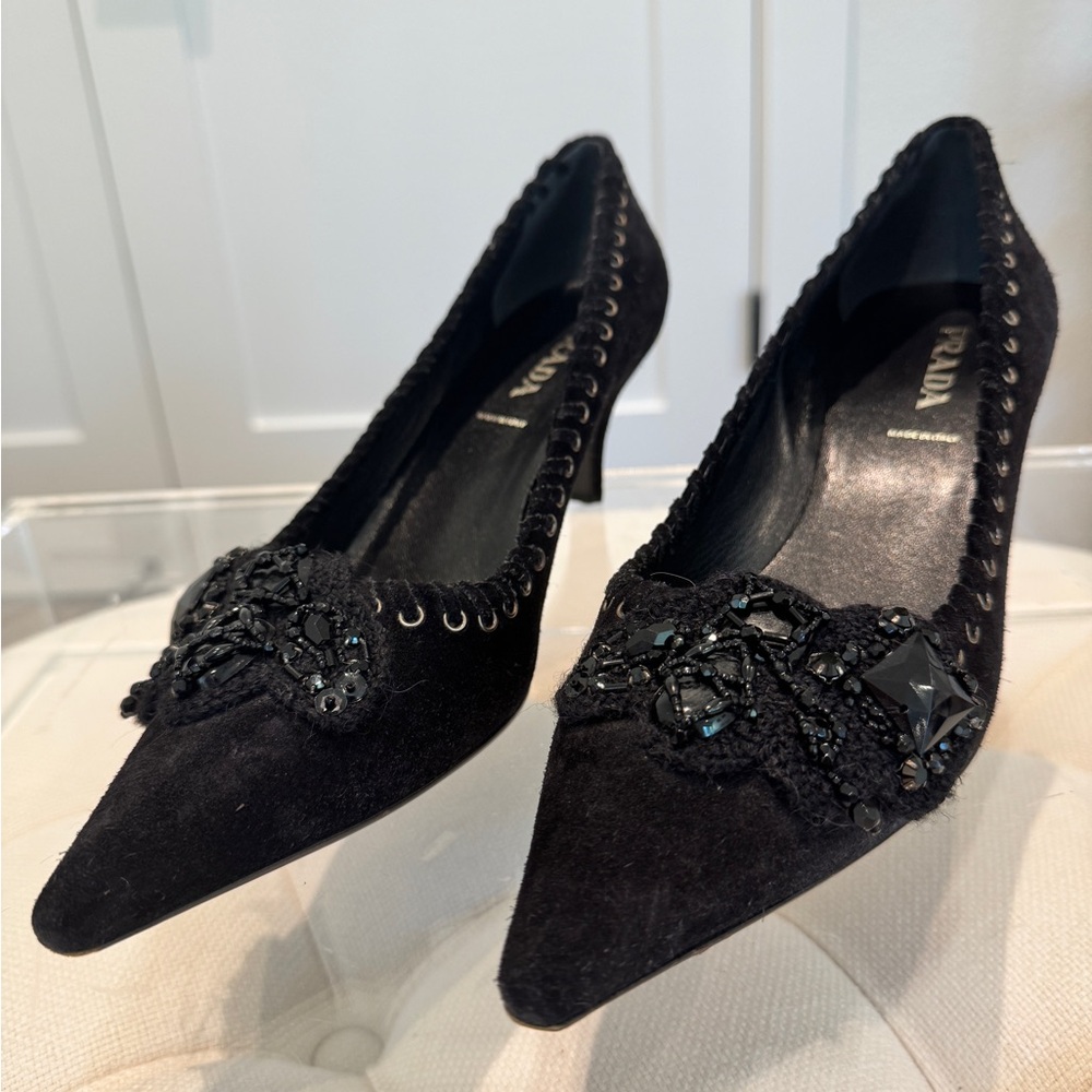 Prada Black Suede Beaded Embellished Pointed-Toe Heels (38.5) - Picture 1 of 13
